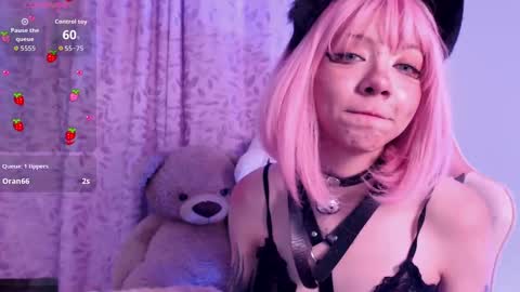 Snapshot of alicedang3r chatting on 09-13-25, 12:54 Alice online show from 09-13-25, 12:54