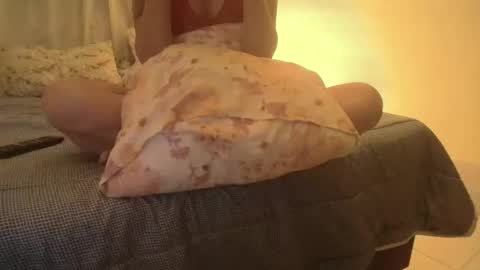 Snapshot of alicedeluca chatting on 12-01-25, 02:49 Alice DeLUCA online show from 12-01-25, 02:49