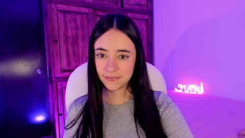 Snapshot of alicee_2 chatting on 12-30-24, 06:05 Aliceee .. 97YP9VWGZHrefnav wishlist lists 1 online show from 12-30-24, 06:05