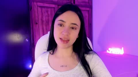 Snapshot of alicee_2 chatting on 01-31-25, 04:59 Aliceee .. 97YP9VWGZHrefnav wishlist lists 1 online show from 01-31-25, 04:59