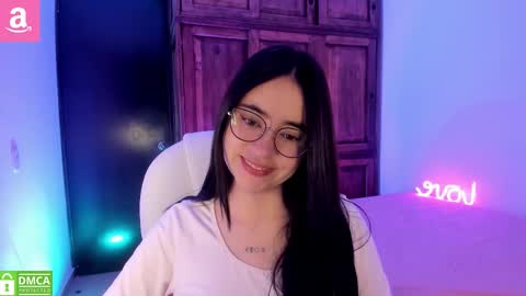 Snapshot of alicee_2 chatting on 09-17-25, 10:06 Aliceee .. 97YP9VWGZHrefnav wishlist lists 1 online show from 09-17-25, 10:06