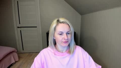 Alicee online show from 03-11-25, 06:52