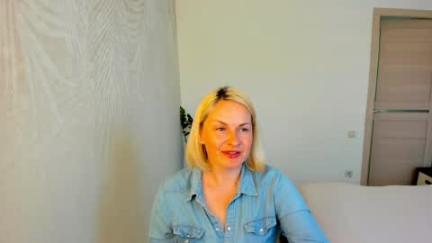 Alicee online show from 05-22-26, 10:32