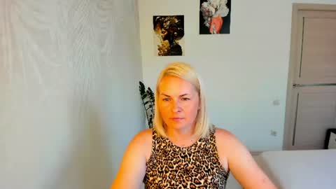 Snapshot of alicee__grace chatting on 07-06-26, 09:17 Alicee online show from 07-06-26, 09:17