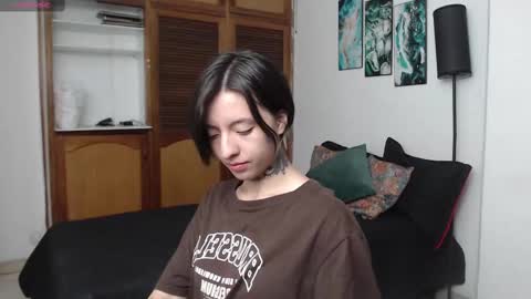 alicee_logan_ online show from 09-20-25, 02:45