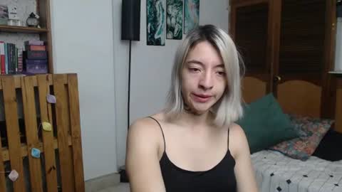 Snapshot of alicee_logan_ chatting on 06-21-26, 01:19 alicee_logan_ online show from 06-21-26, 01:19