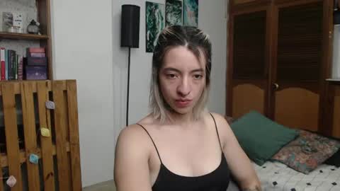 Snapshot of alicee_logan_ chatting on 06-28-26, 02:17 alicee_logan_ online show from 06-28-26, 02:17