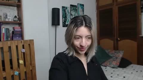 Snapshot of alicee_logan_ chatting on 07-06-26, 01:57 alicee_logan_ online show from 07-06-26, 01:57