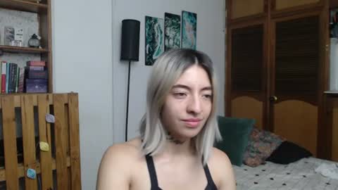 Snapshot of alicee_logan_ chatting on 07-17-26, 02:18 alicee_logan_ online show from 07-17-26, 02:18
