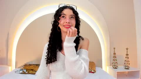 Snapshot of alicee_rodriguez chatting on 12-30-24, 10:45 alice online show from 12-30-24, 10:45