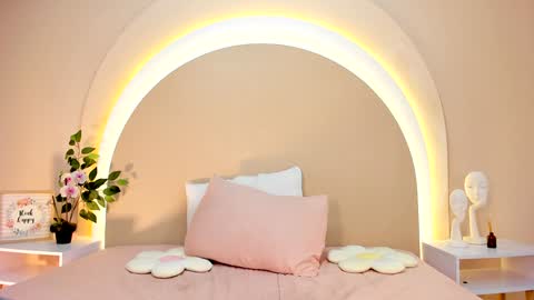 Snapshot of alicee_rodriguez chatting on 02-01-25, 11:27 alice online show from 02-01-25, 11:27