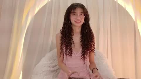 Snapshot of alicee_rodriguez chatting on 07-09-26, 06:12 alice online show from 07-09-26, 06:12