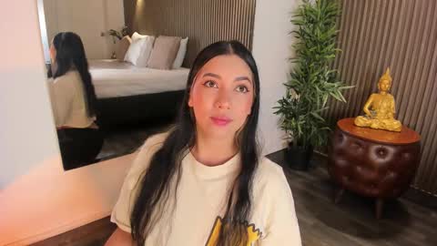 Alice  online show from 02-18-26, 04:08