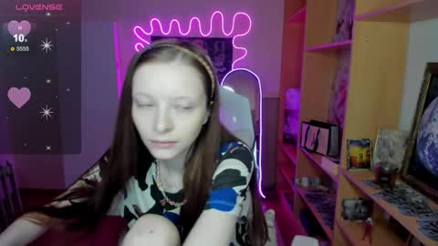 Alie online show from 11-16-25, 03:12