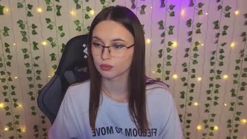 Snapshot of aliceimonta chatting on 02-22-26, 04:27 aliceimonta online show from 02-22-26, 04:27