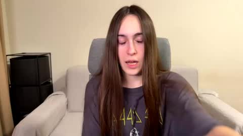 alicekollt online show from 04-08-26, 08:20