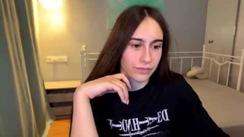 Snapshot of alicekollt chatting on 07-04-26, 09:43 alicekollt online show from 07-04-26, 09:43