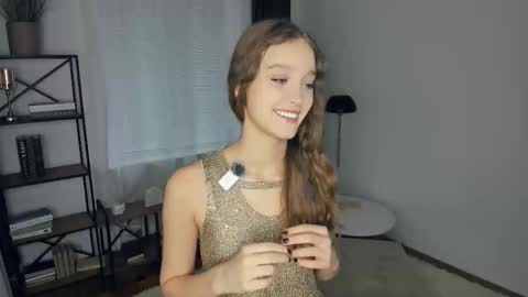 Serena online show from 11-26-25, 07:42