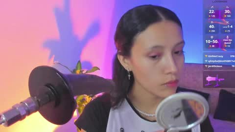 Snapshot of alicemoon__ chatting on 11-16-25, 10:21 Alicee online show from 11-16-25, 10:21