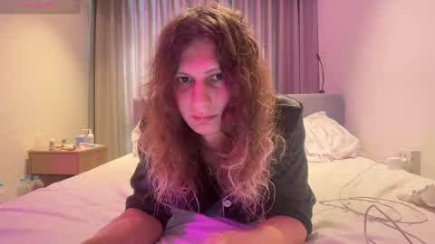 Snapshot of alicepinkhead chatting on 04-28-26, 07:24 AlicePinkhead online show from 04-28-26, 07:24