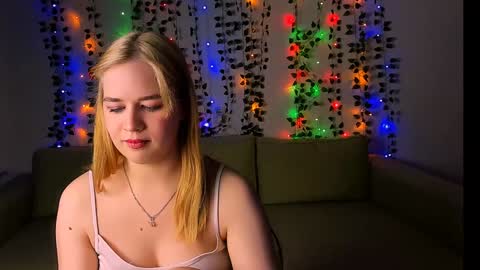 Snapshot of alicepopsy chatting on 02-02-25, 01:08 Alice online show from 02-02-25, 01:08