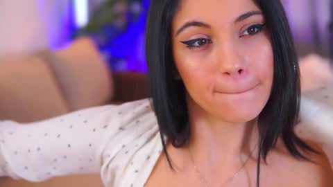 Snapshot of aliceravenx chatting on 12-10-24, 09:12 Alice online show from 12-10-24, 09:12