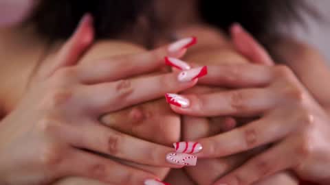 Snapshot of aliceravenx chatting on 12-28-24, 08:58 Alice online show from 12-28-24, 08:58