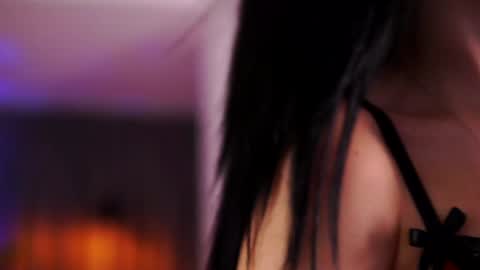 Snapshot of aliceravenx chatting on 01-29-25, 05:51 Alice online show from 01-29-25, 05:51