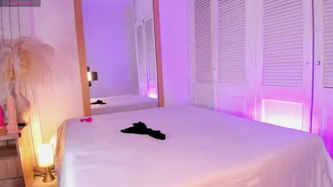 ALICE online show from 04-17-26, 11:57