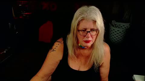Alices Curiosity online show from 05-19-26, 03:13