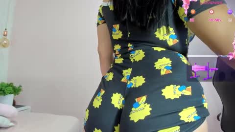 Snapshot of alicestark2 chatting on 03-04-25, 05:24 online show from 03-04-25, 05:24