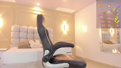          online show from 07-13-26, 01:25