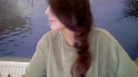 Snapshot of alicetailorrr chatting on 11-06-25, 06:03 AliceTailorrr online show from 11-06-25, 06:03