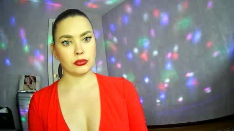 AlicexFresh online show from 10-19-25, 09:54