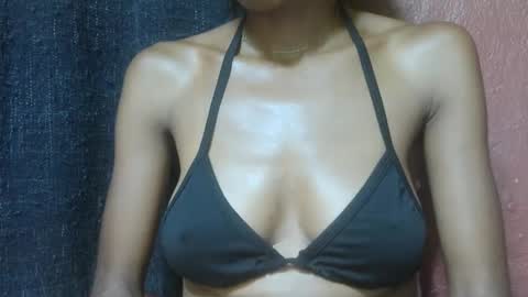 Snapshot of alicia253177 chatting on 02-24-25, 03:12 alicia253177 online show from 02-24-25, 03:12