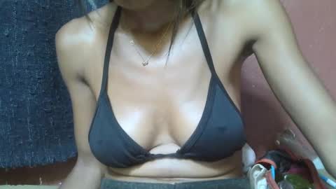 Snapshot of alicia253177 chatting on 03-03-25, 06:22 alicia253177 online show from 03-03-25, 06:22