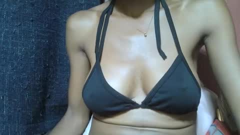 alicia253177 online show from 03-10-25, 01:43