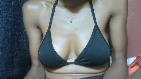 alicia253177 online show from 03-12-25, 04:46