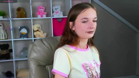 Alicia Adams online show from 01-10-26, 01:07