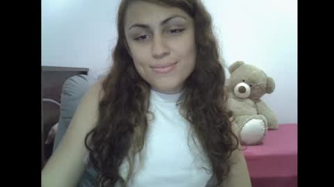 Snapshot of alicia_axiom chatting on 04-06-26, 02:51 alicia_axiom online show from 04-06-26, 02:51