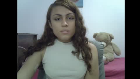 Snapshot of alicia_axiom chatting on 04-09-26, 05:29 alicia_axiom online show from 04-09-26, 05:29