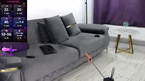 alicia beggs online show from 12-22-25, 06:49