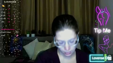 Alicia online show from 10-24-25, 06:32