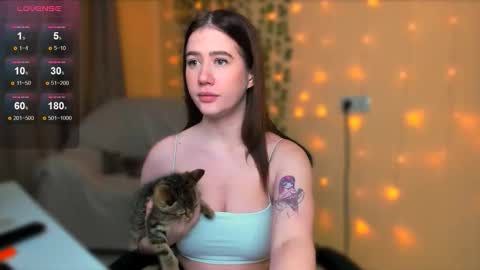 Snapshot of alicia_hines chatting on 11-05-25, 08:25 Alicia online show from 11-05-25, 08:25