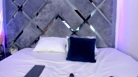 Snapshot of alicia_jerez1 chatting on 02-18-25, 01:55 Alice online show from 02-18-25, 01:55