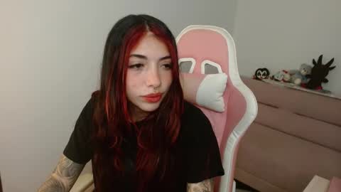 ALICIA  online show from 02-14-26, 08:00