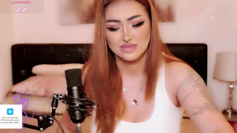 Snapshot of alicia_kitten chatting on 01-24-25, 11:02 Johnny online show from 01-24-25, 11:02