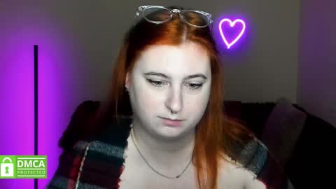 Snapshot of alicia_side_red chatting on 10-03-25, 05:59 Alicia online show from 10-03-25, 05:59