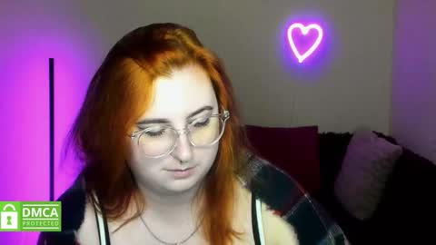 Snapshot of alicia_side_red chatting on 10-07-25, 05:37 Alicia online show from 10-07-25, 05:37