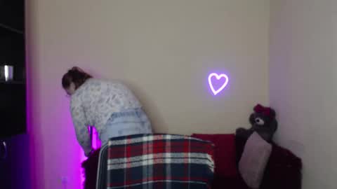 Alicia online show from 04-03-26, 05:27